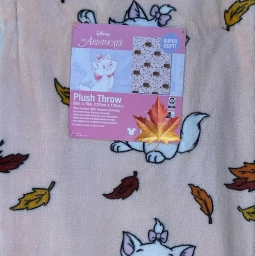 New Disney's Marie Cat Fall Blanket